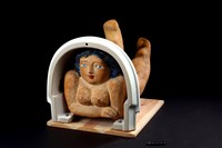 藏品(窗台前)的圖片